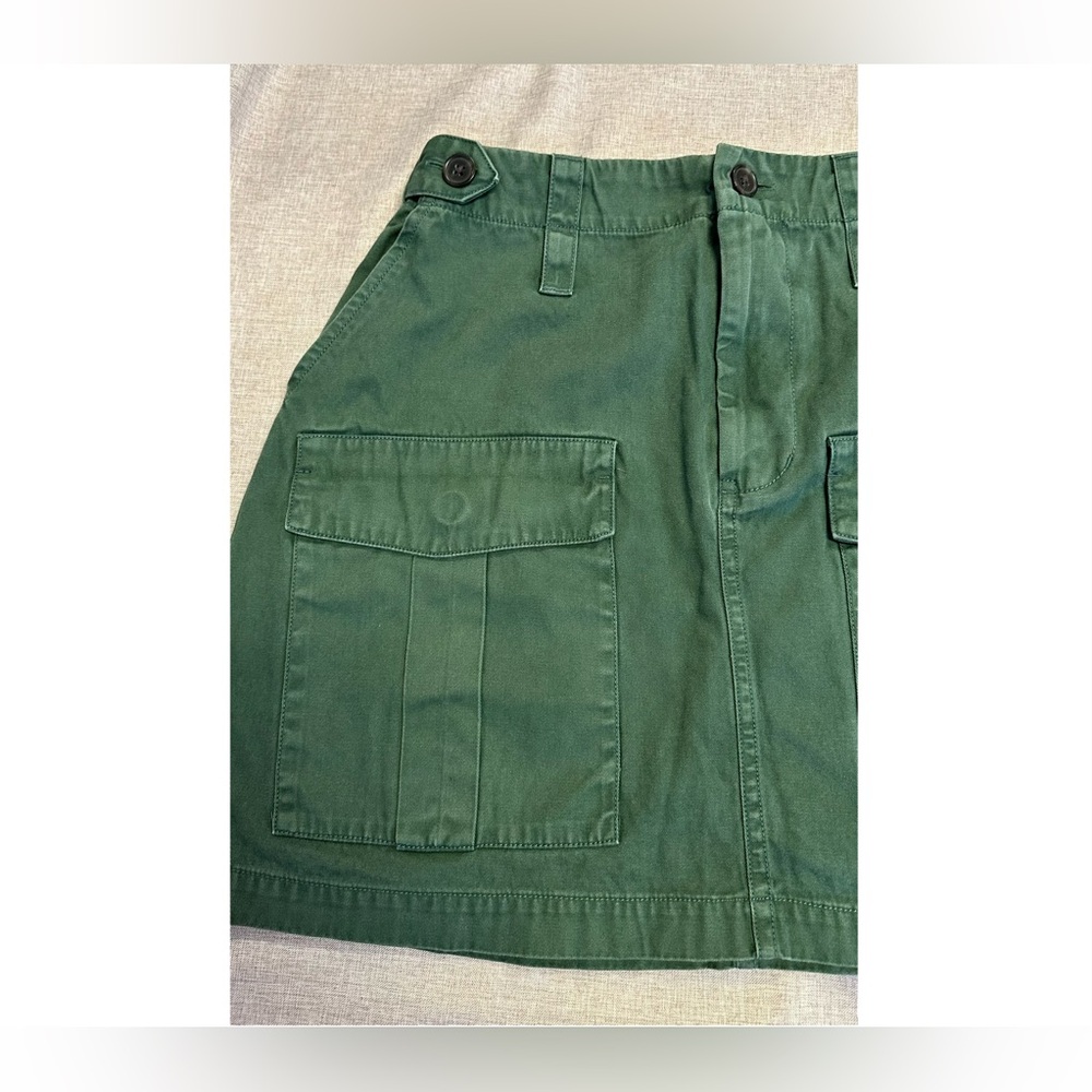 Universal Thread Skirt - Picture 3 of 10